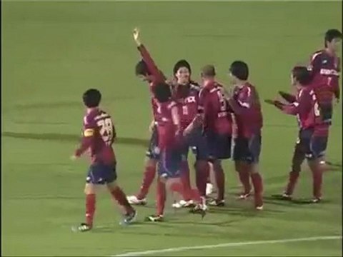 Японец забивает невероятный гол