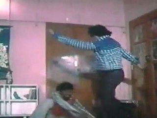 Enga Vathiyaar - Srikanth Killing Villain