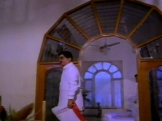 Kaval Nilayam - Nambiar Angry On Sarath Kumar