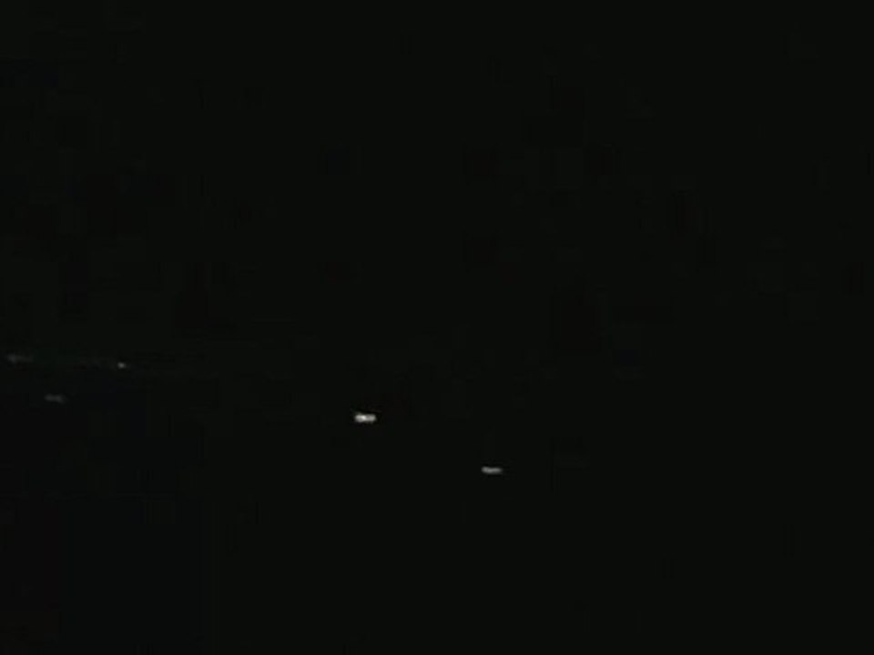 فري برس حلب ‫الاتارب المحتلة اطلاق نار عشوائي 14 3 2012