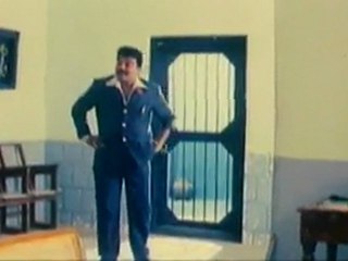 Arindhavan - Sai Kumar Threatens His Friend