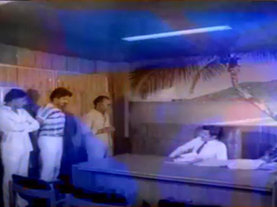 Chinna Kuyil Paaduthu -- Cho Ramasamy Super Comedy