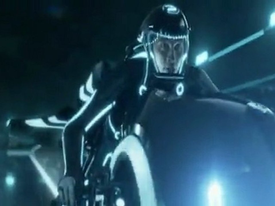 Tron Legacy - Cora Made It