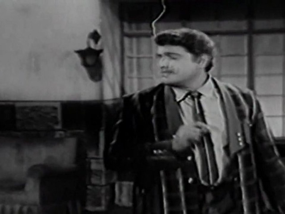 Kadhal Vahanam - MGR Cheating Ashokan
