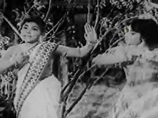 Kadhal Vahanam - Vanakam En | Jayalalitha Awesome Dance