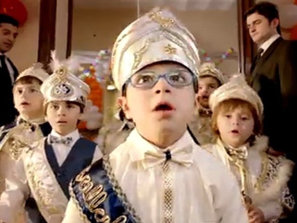 Torku Classic Çikolata Yeni Reklam - HAYAT BiZE HEP TATLI