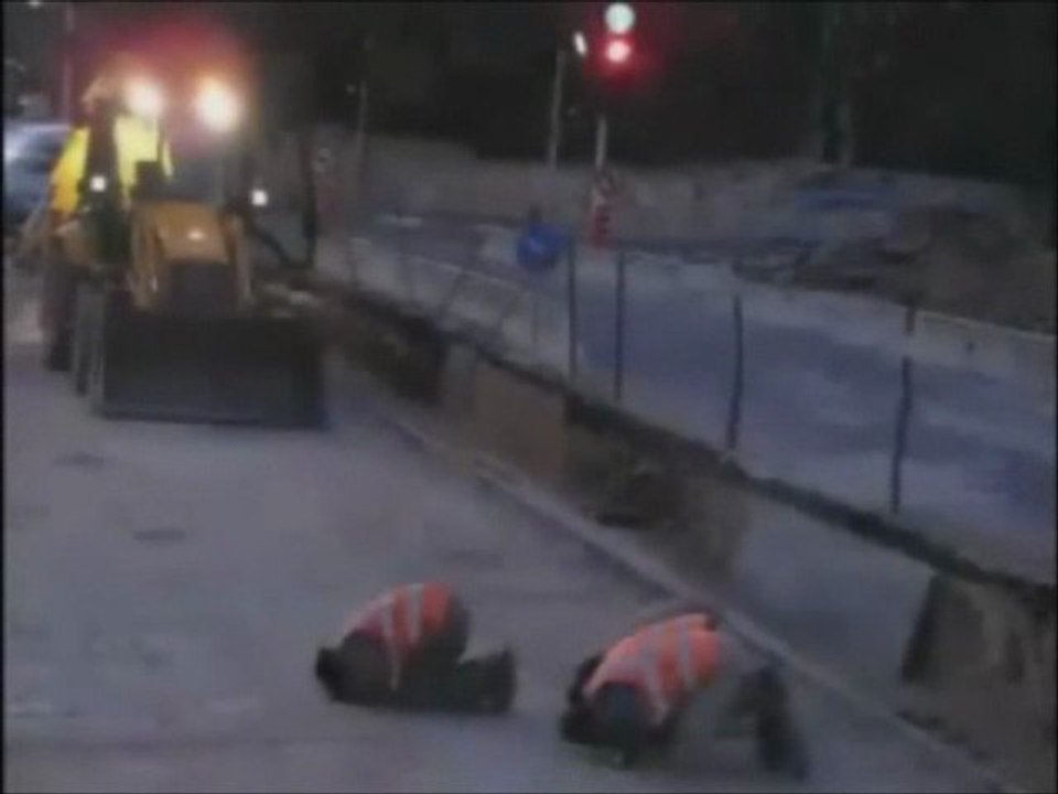 NAMAZ KILMAYAN ARKADASLARA