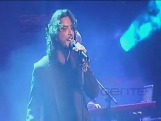 Manuel Carrasco revoluciona a sus fans en Madrid