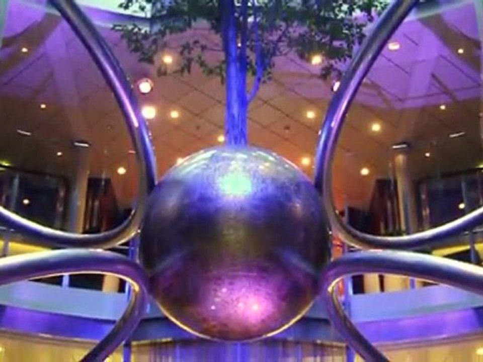 Curating a Contemporary Gallery at Sea