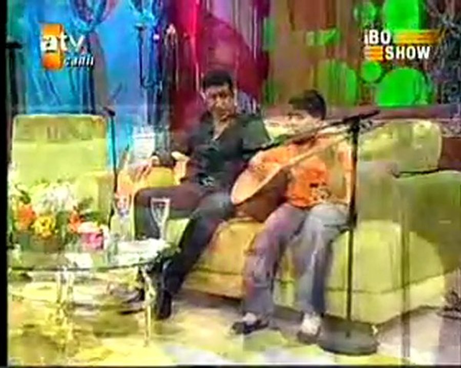 Aşık Mahsuni Serifin torunu yiğit mahsuni