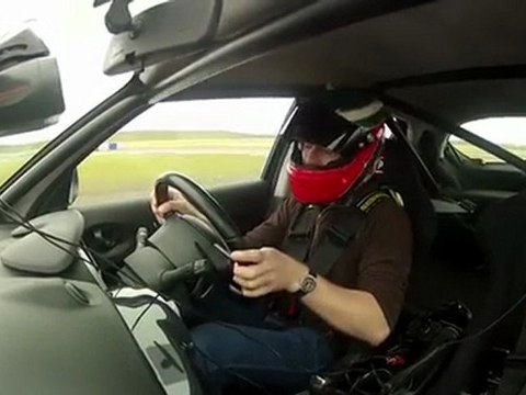 Nissan Juke-R vs GT-R track test