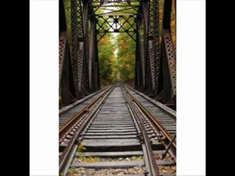 Canon EOS 5D MARK II 21.1 MP Body w/ Canon 28-135 IS Review | Lens Canon EOS 5D MARK II 21.1 MP For Sale