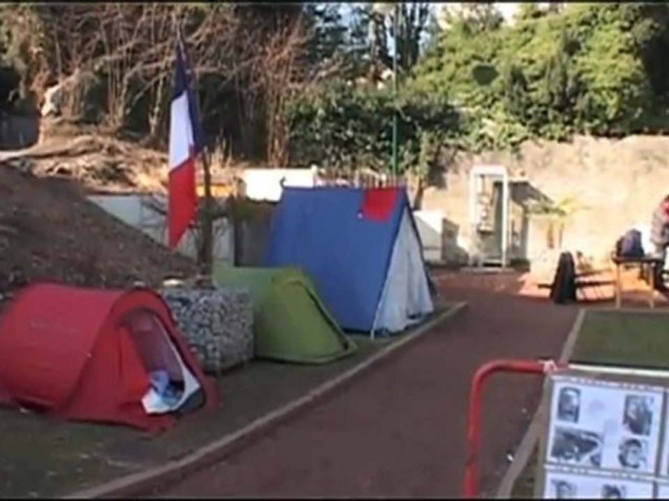 50 ans des accords d'Evian: tension dans la cité thermale