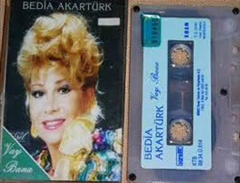 Bedia AKARTÜRK  & DERSİNİ ALMIŞTA EDİYOR EZBER ♥