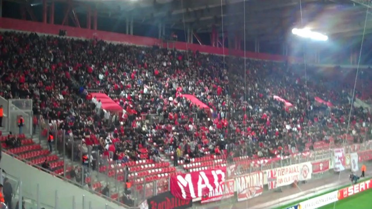 Το "Γεώργιος Καραϊσκάκης" πριν από τον αγώνα Ολυμπιακός-Μέταλιστ