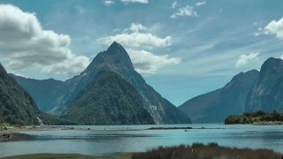 Milford Sound cruise - New Zealand / Diane Arkenstone (HD)