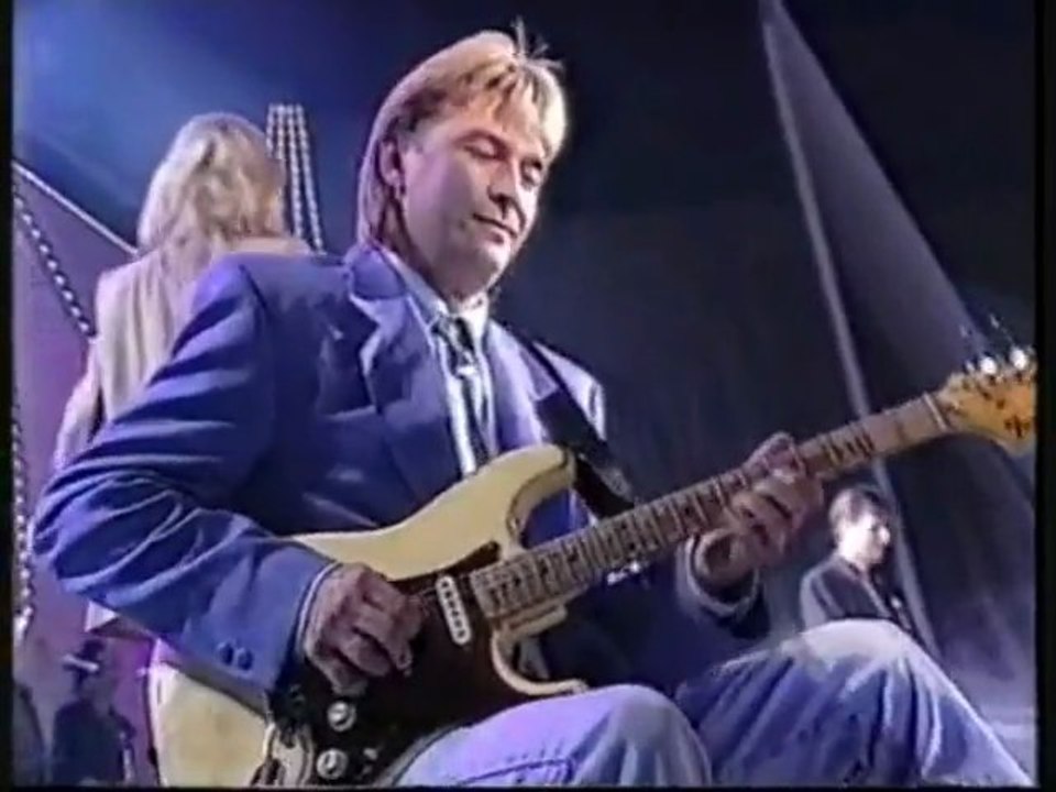 Chris norman and  suzie quatro - i need your love