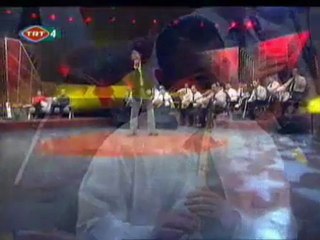 Sümer  EZGÜ   "ALLI TURNAM BİZİM ELE VARIRSAN"