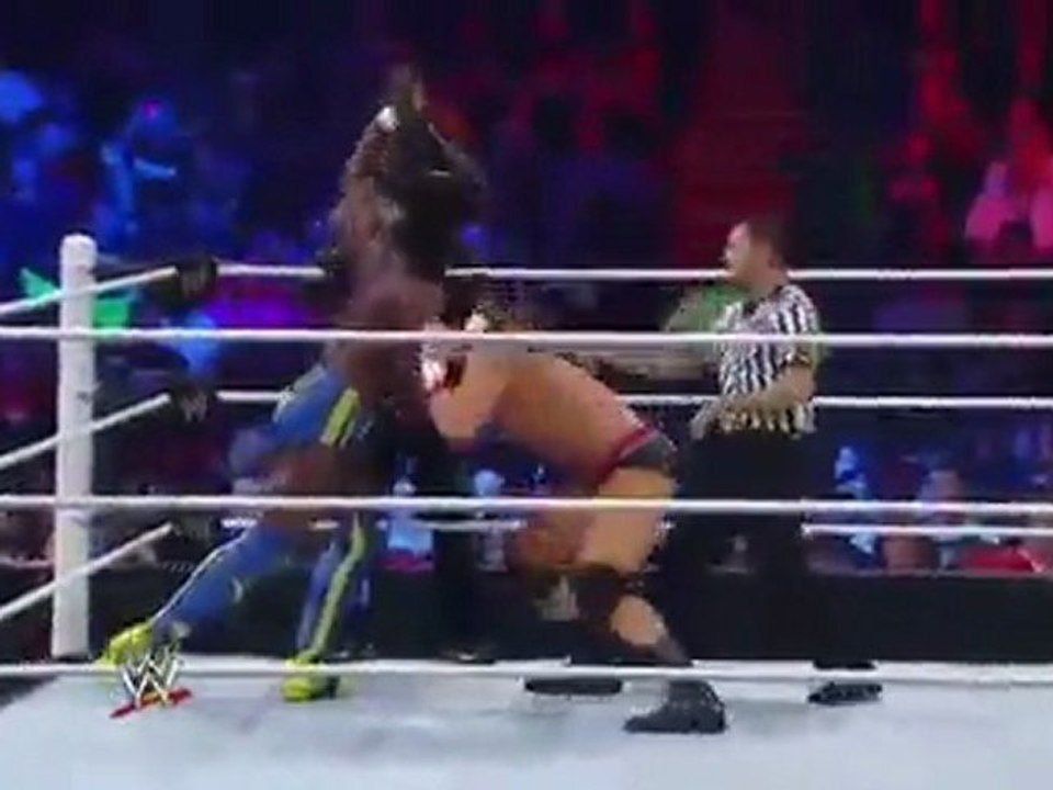 WWE.Superstars.15th.March.2012(00h15m06s-00h30m12s)
