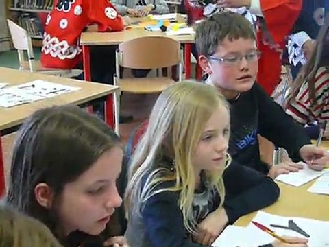 Conty : les Japonais accueillis par les collégiens enthousiastes