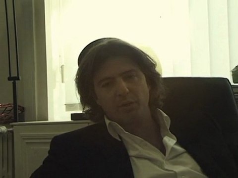 Arnaud Cornette de Saint-Cyr, Commissaire-priseur