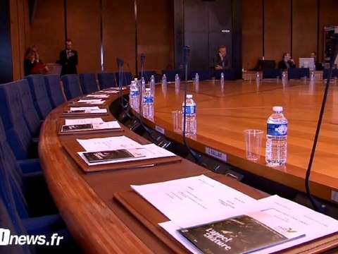 1603 La gauche boycott la scéance du Conseil général du Val d'Oise