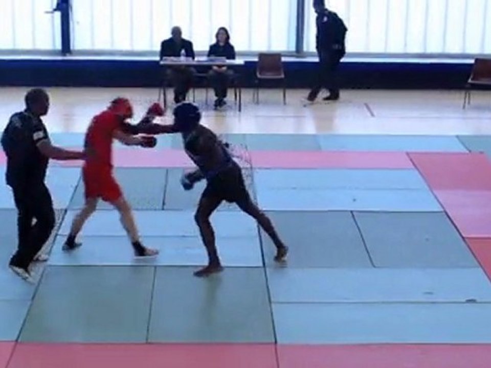 Laurent_Match 2_SANDA B_Tournoi France_02-2012
