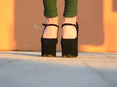 Jeffrey Campbell night walk