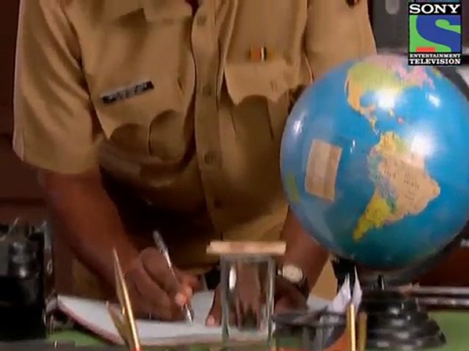 UdayVeer Scenes 15th March - Uday Takes Manyata to Police Station