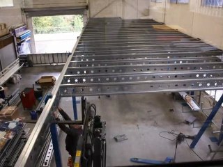 Montage d'une mezzanine métallique Provost