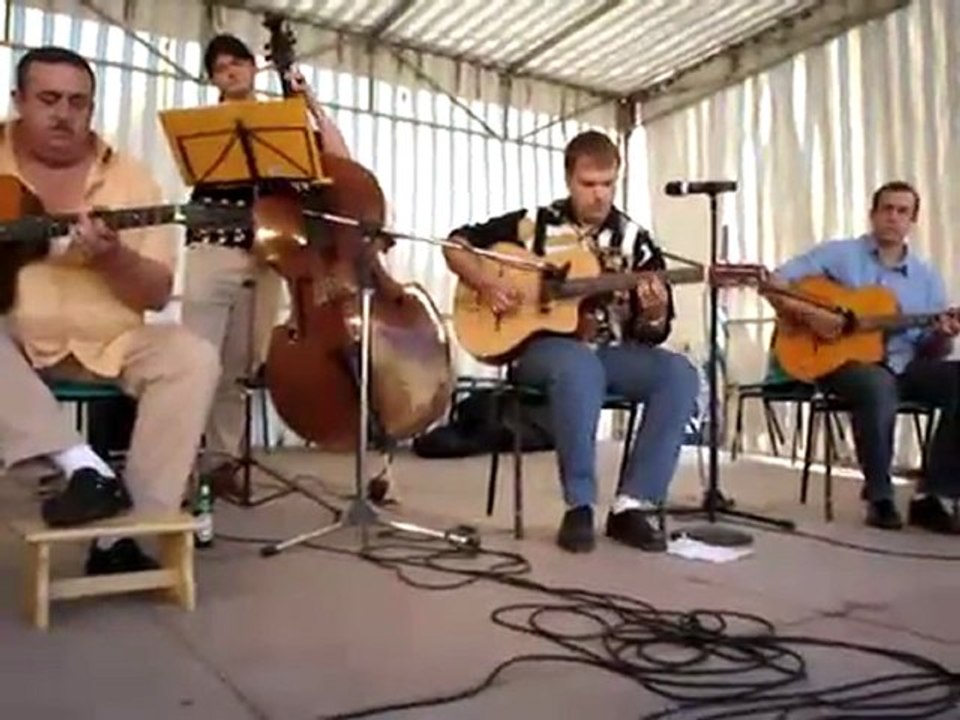 MIKE JAZZ QUARTET - YouTube (2)