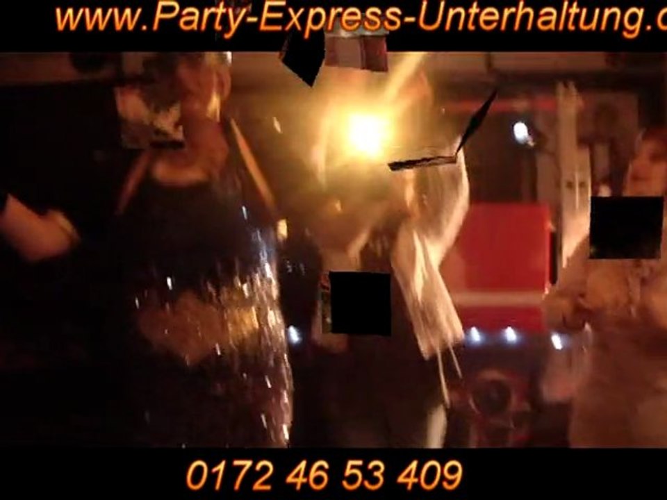 Travestiekunst miss-lili die party queen www.travestie-kuenstler.de bochum