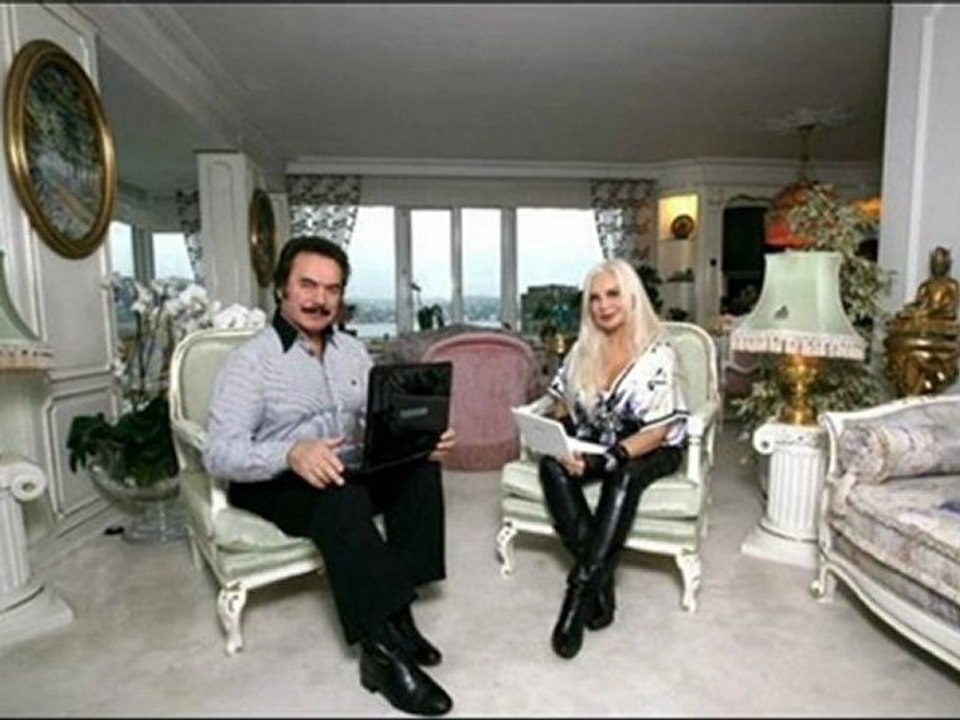 **ORHAN GENCEBAY****ELİMDE  DEGİL ****