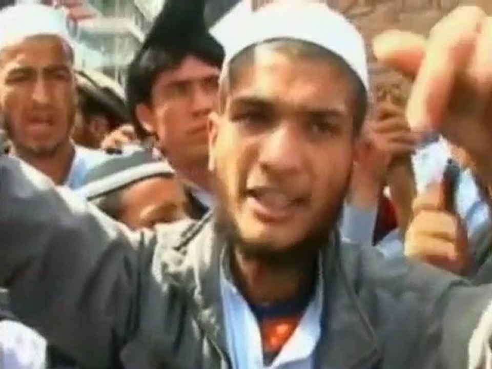 Afghans rage over transfer of accused U.S. gunman