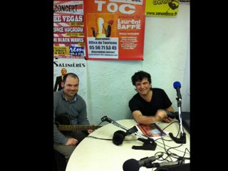 l'auteur compositeur Ché-dric avec Jbb sont guitariste interview radiophonique par Jérôme Chero le 14Mars2012.Dans l’émission toutes est a nous sur Radio entre 2mer.