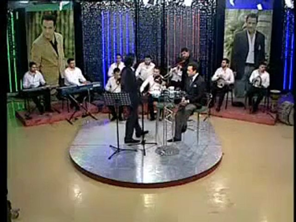 BAYHAN - Sevda Yüklü  Kervanlar