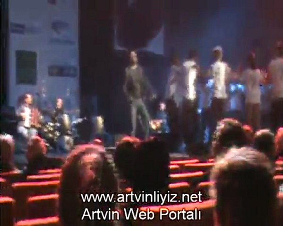 Vira Cemal Canlı Performans 2012 Video/www.artvinliyiz.net