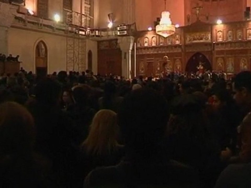 Egyptians mourn Coptic Pope
