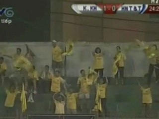 Bóng Đá + Gonzalo băng vào dứt điểm cân bằng tỷ số 1-1 cho HN.T& (LIVE- K.KH 1 - 1 HN T&T)