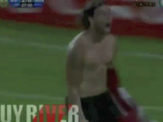 Les deux buts de Fernando Cavenaghi avec River face à Merlo