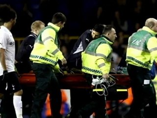 Footballer Fabrice Muamba in intensive care after collapse