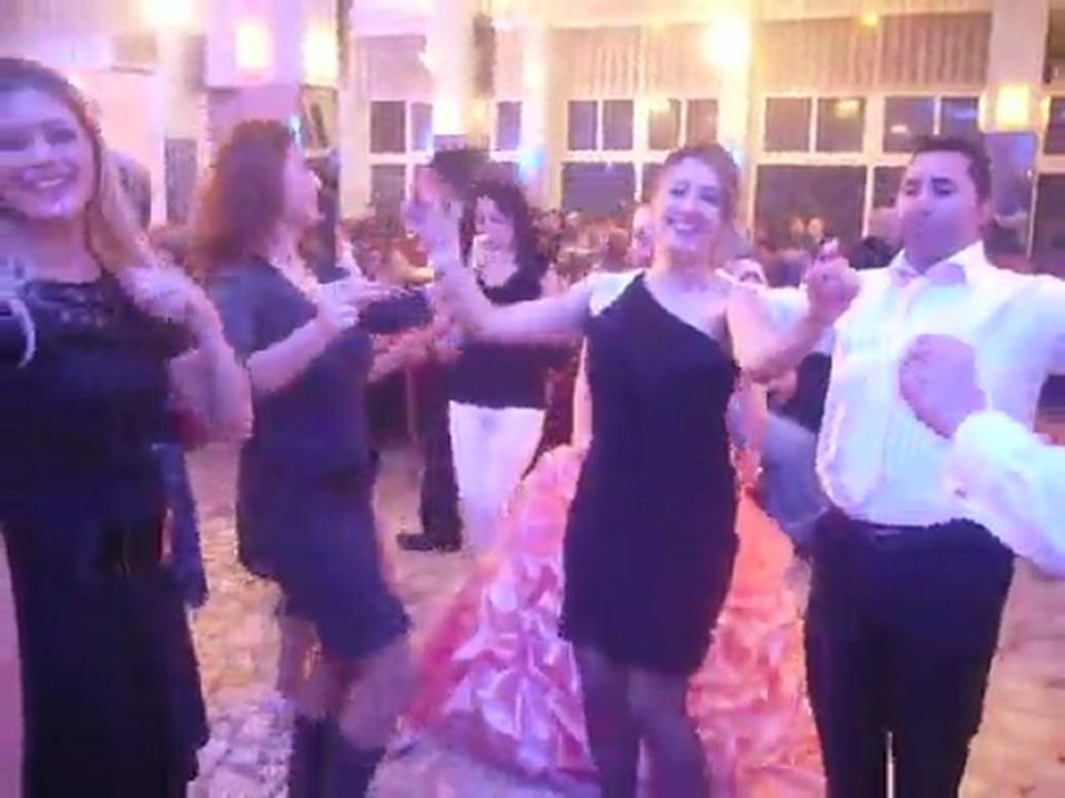 AZDAVAYLI SERKAN VE NAZİRE NİŞAN