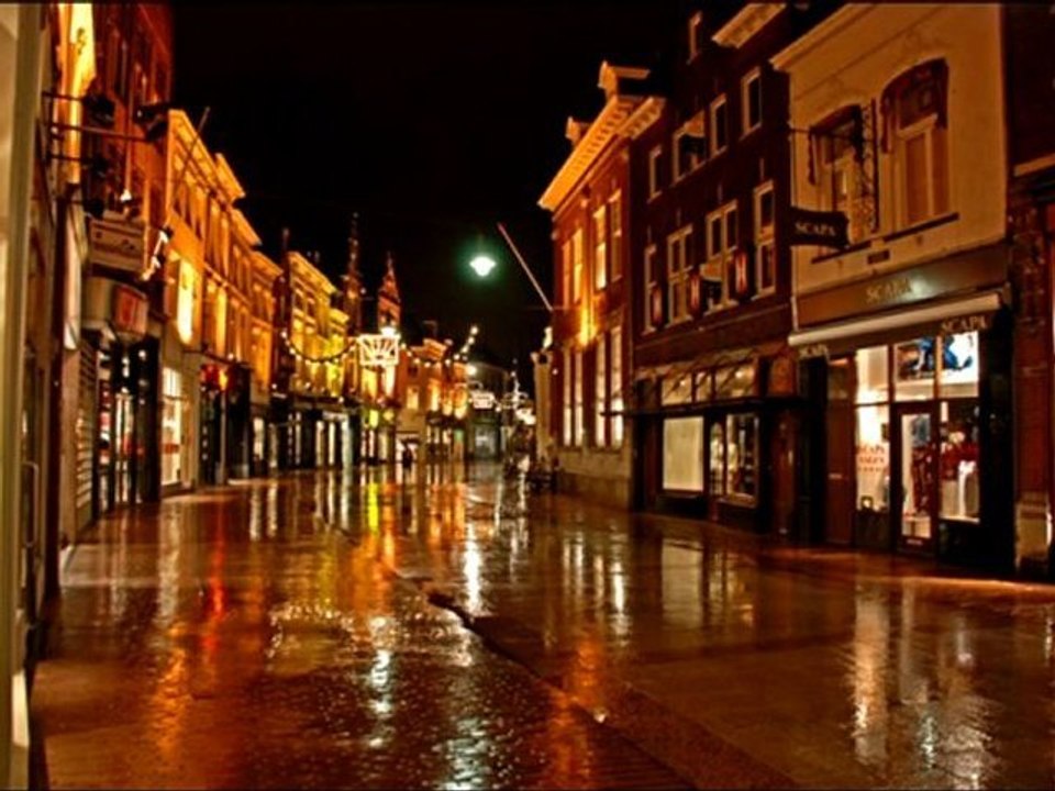 Murathan MUNGAN - Gece Nöbeti- Seslendiren : Aras