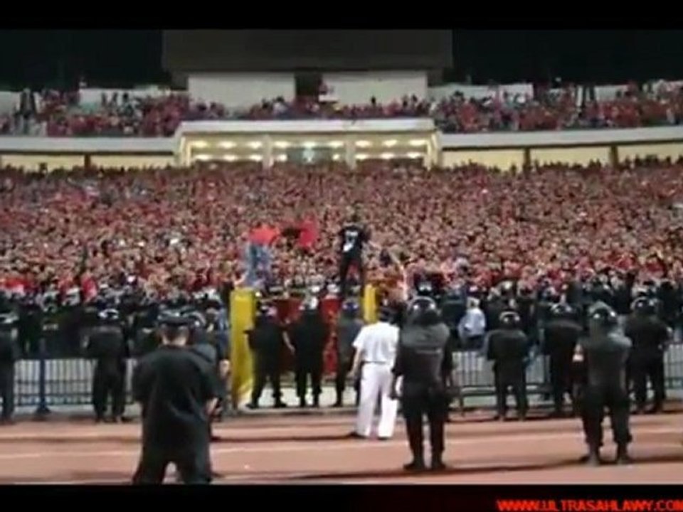 Mal3b.AL.AHLY | التراس اهلاوي للشرطه ياغراب ومعشش