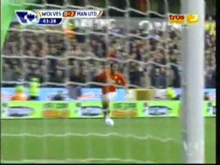 Antonio Valencia nâng tỉ số lên 2-0