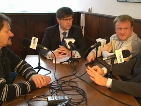 10 minutowy skrót audycji Rozmowy z Widokiem na...