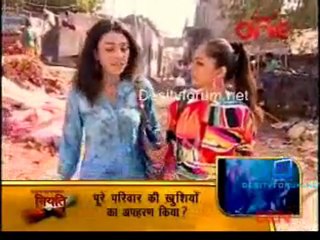 Jhilmil Sitaron Ka Aangan Hoga - 21st March 2012 pt-4