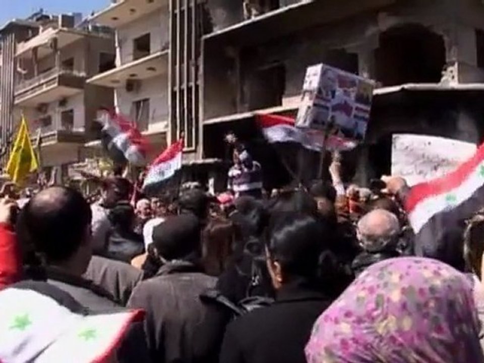 Damascus mourns blast victims