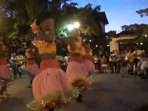 show troupe de petites danseuses fev 2012