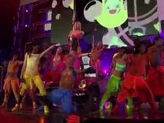 Britney Spears  -  How I Roll    (live)
